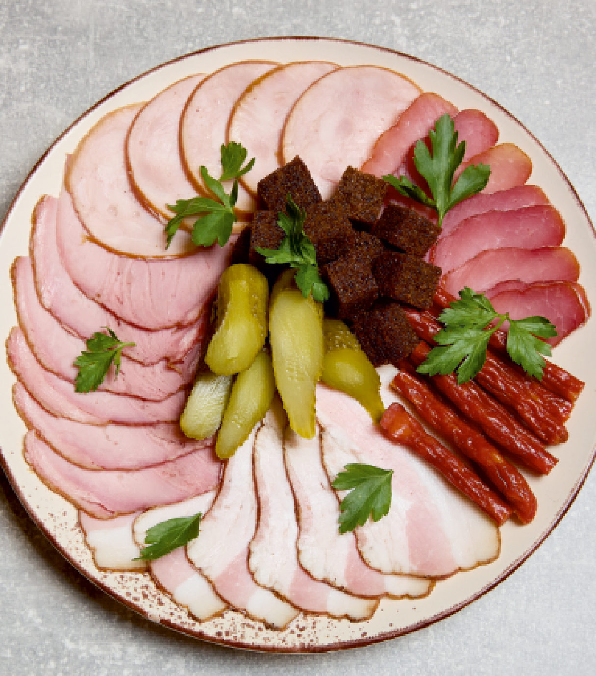 Мясная тарелка